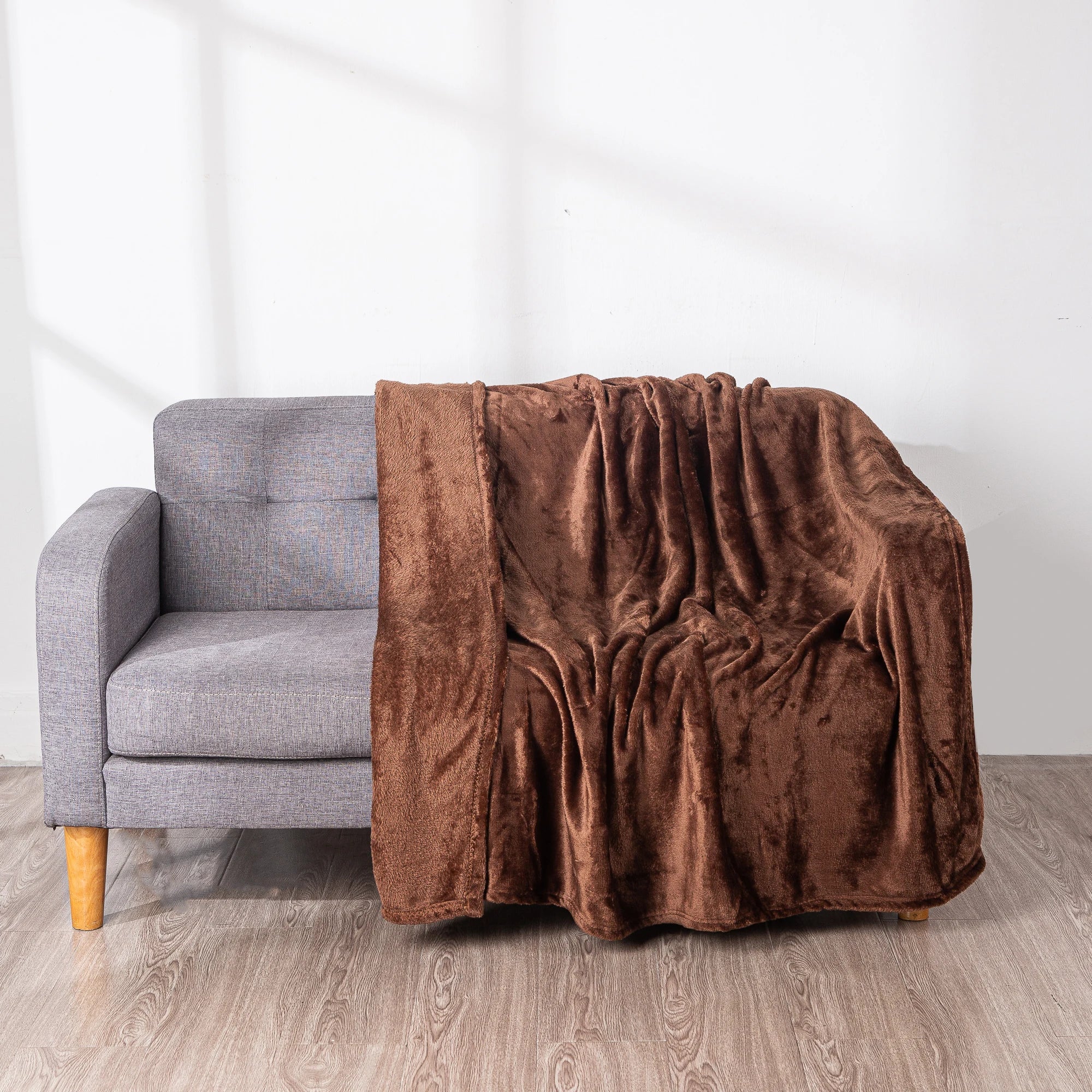 Homesol® Silky Fleece Blanket – Super Soft & Warm for Bed, Sofa, and Armchair