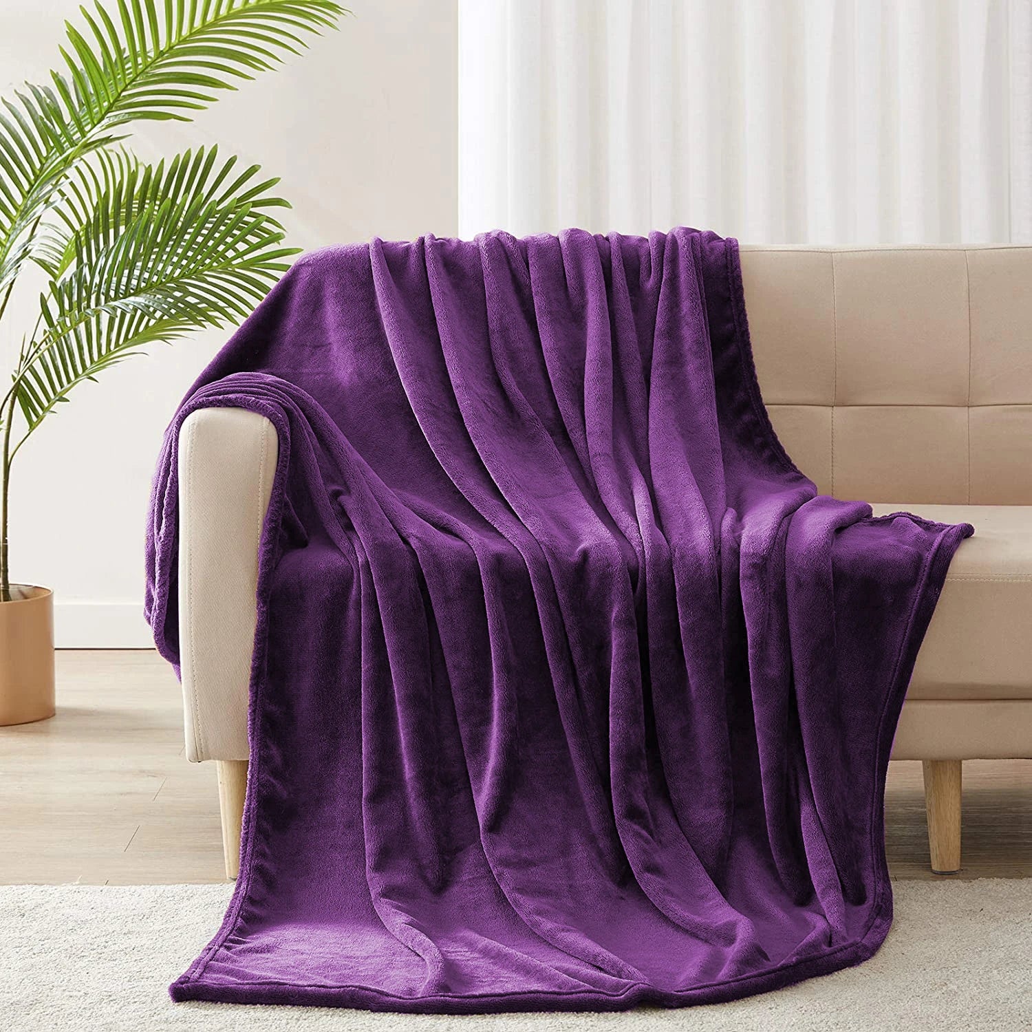 Greatoyar Flannel Sofa & Bed Blanket – Lightweight, Extra Warm Winter Throw