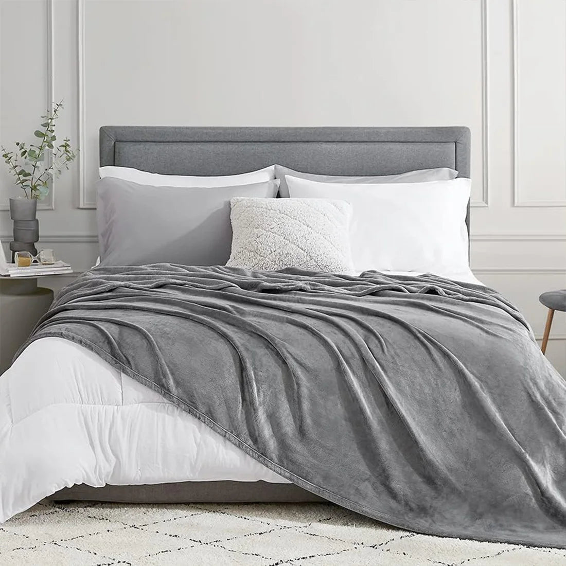 Homesol® Silky Fleece Blanket – Super Soft & Warm for Bed, Sofa, and Armchair