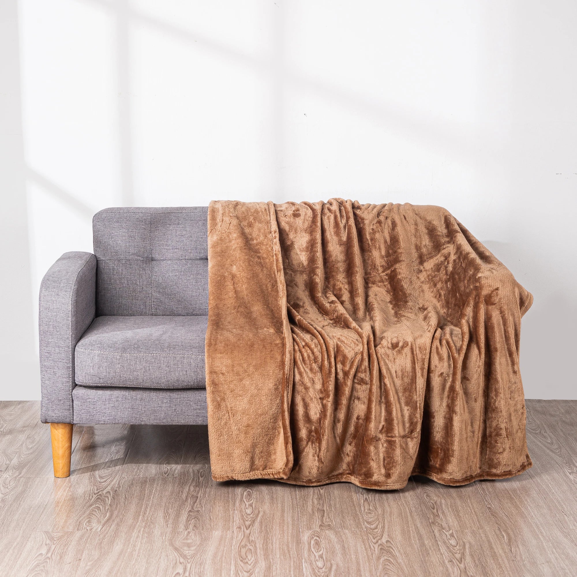 Homesol® Silky Fleece Blanket – Super Soft & Warm for Bed, Sofa, and Armchair