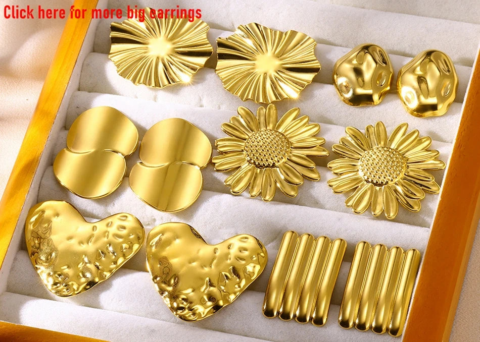 Hyperbole Chunky Earrings Wrinkle Flower Leaf Design Stud Earings Women Golden Stainless Steel Jewelry Accessories Gifts for Her