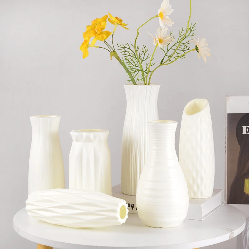 Nordic Flower Vase – Imitation Ceramic Plastic Vase for Home, Desktop & Event Décor