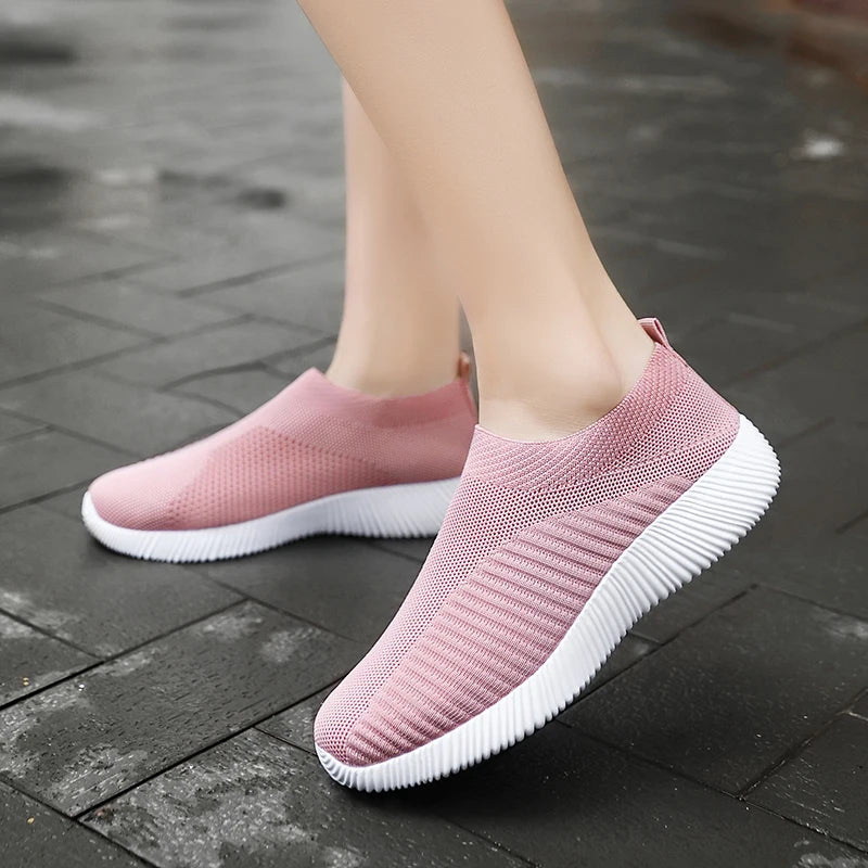 New Pink Women’s Sneakers – Comfortable Breathable Slip-On Casual Flats