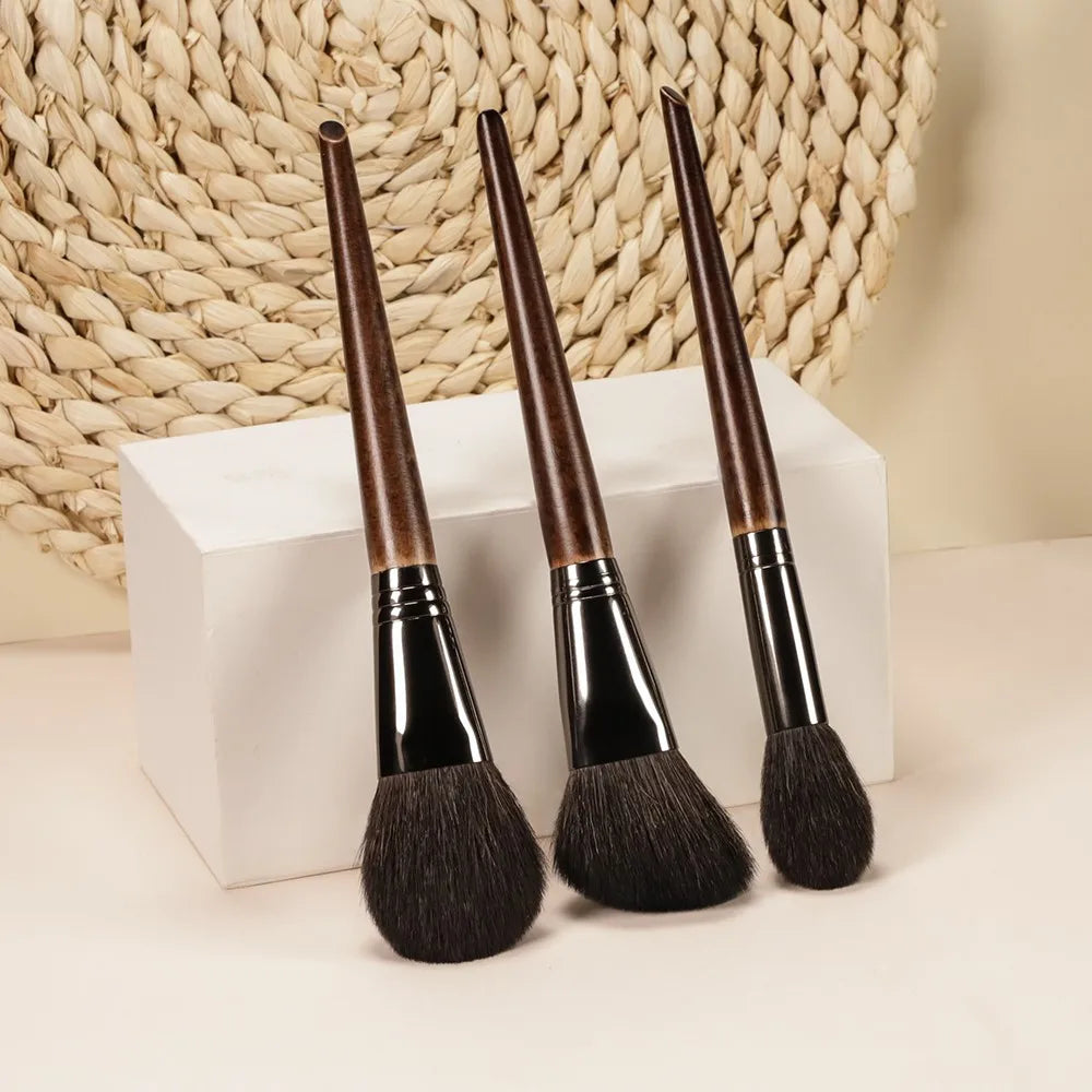 OVW 3Pcs Makeup Brush Set – Soft Goat Hair Blusher, Sculpting & Highlight Brushes