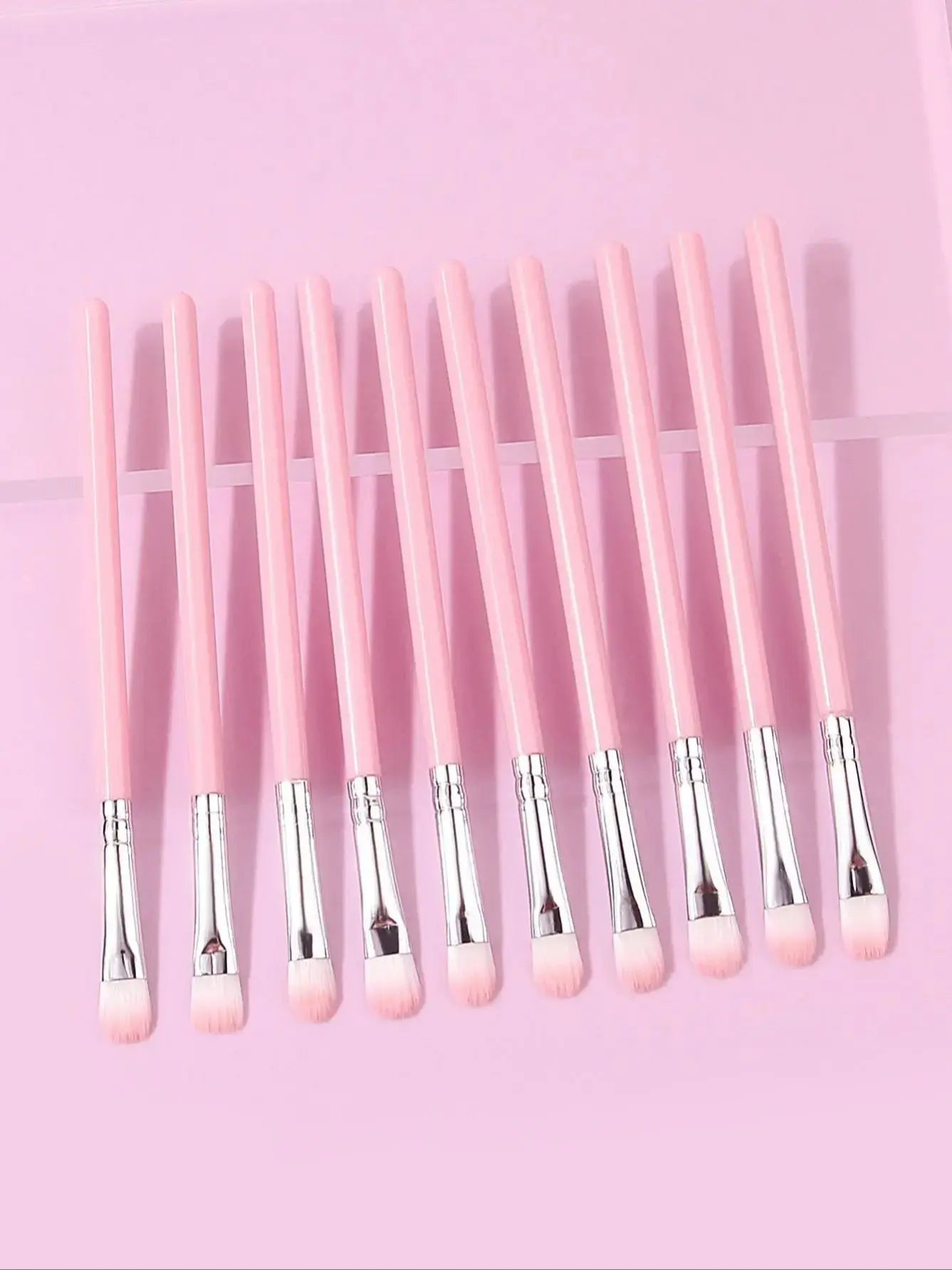 10PCS Pink Makeup Brush Set – Beginner-Friendly Multi-Functional Cosmetic Brushes
