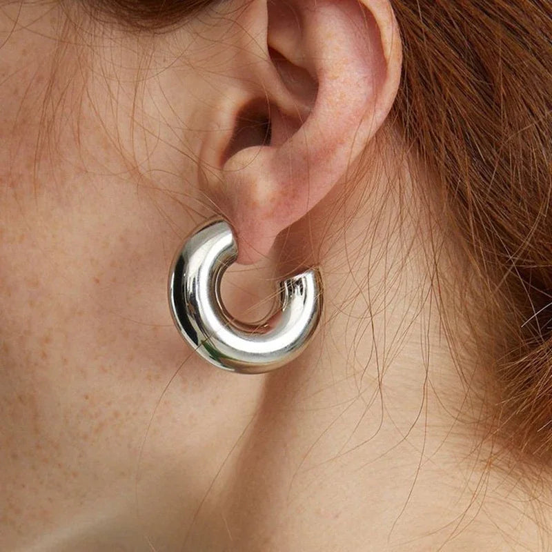 Classic Gold-Plated Chunky Hoop Earrings – Smooth Round C-Shape Stainless Steel Fashion Jewelry for Women