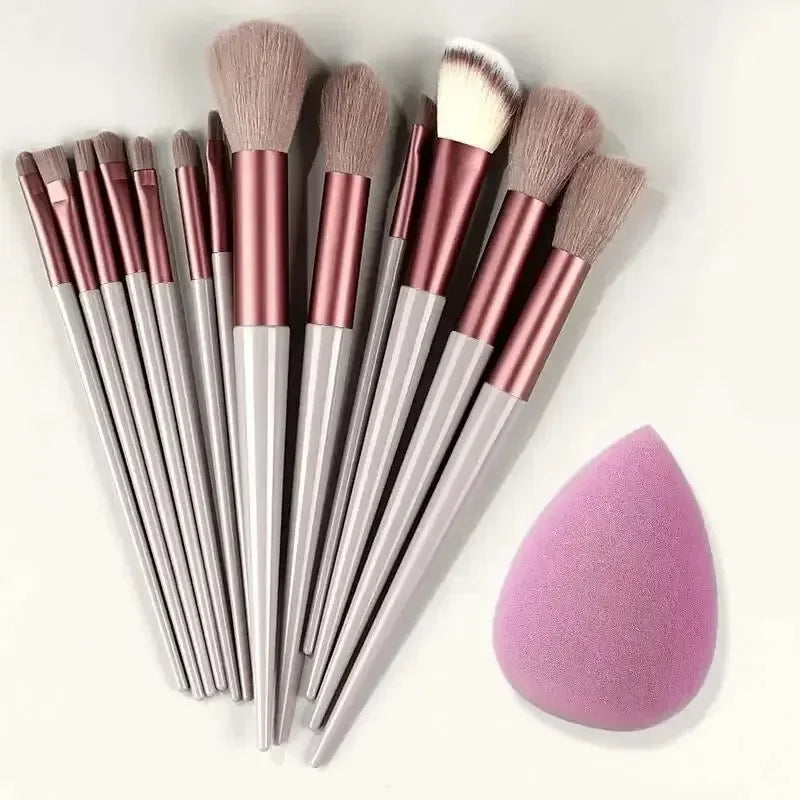 Professional Makeup Brush Set – Soft Fluffy Cosmetic Brushes for Foundation, Powder & Eyeshadow