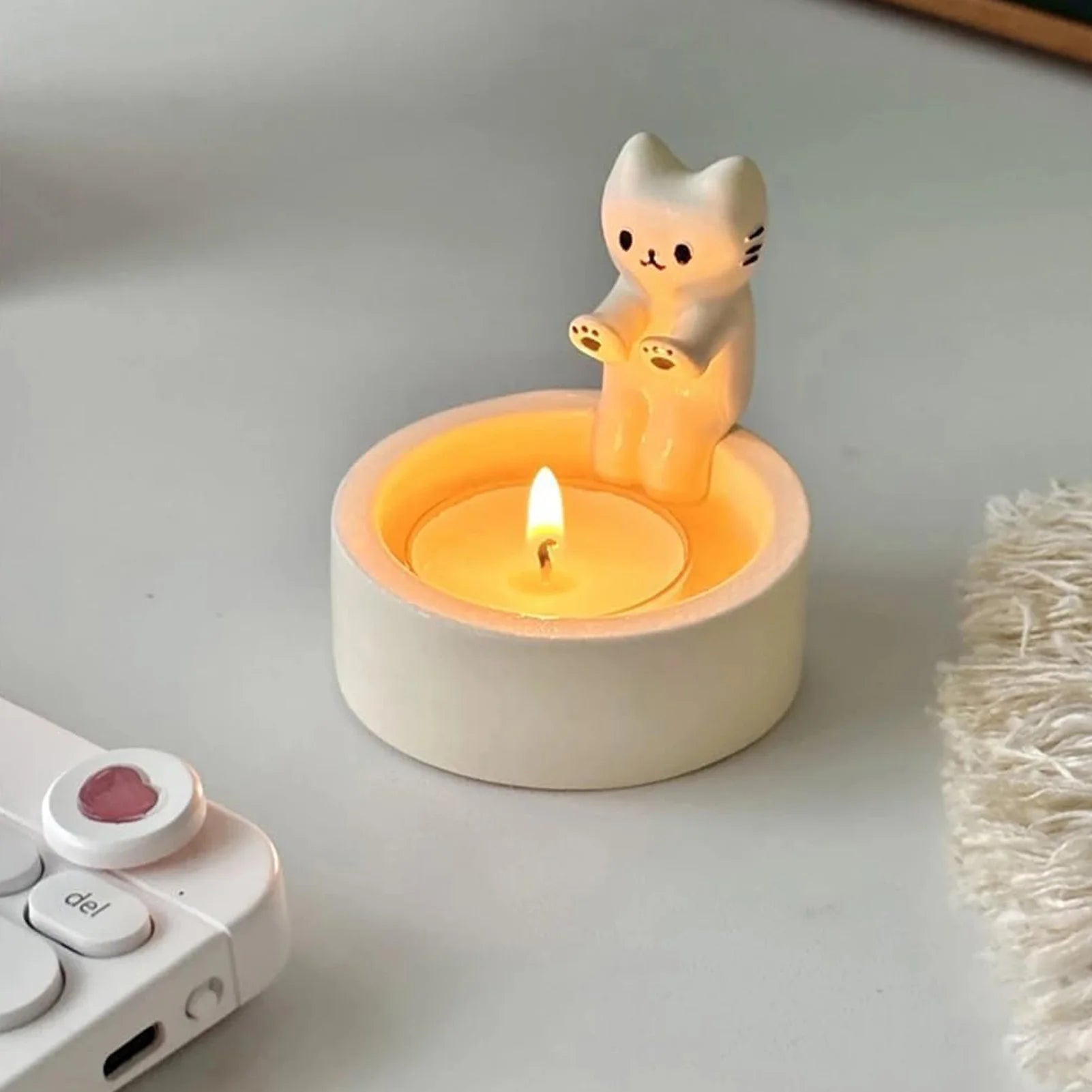 Cartoon Cat Tea Light Candle Holder – Cute Desktop Decorative Candlestick for Home & Office