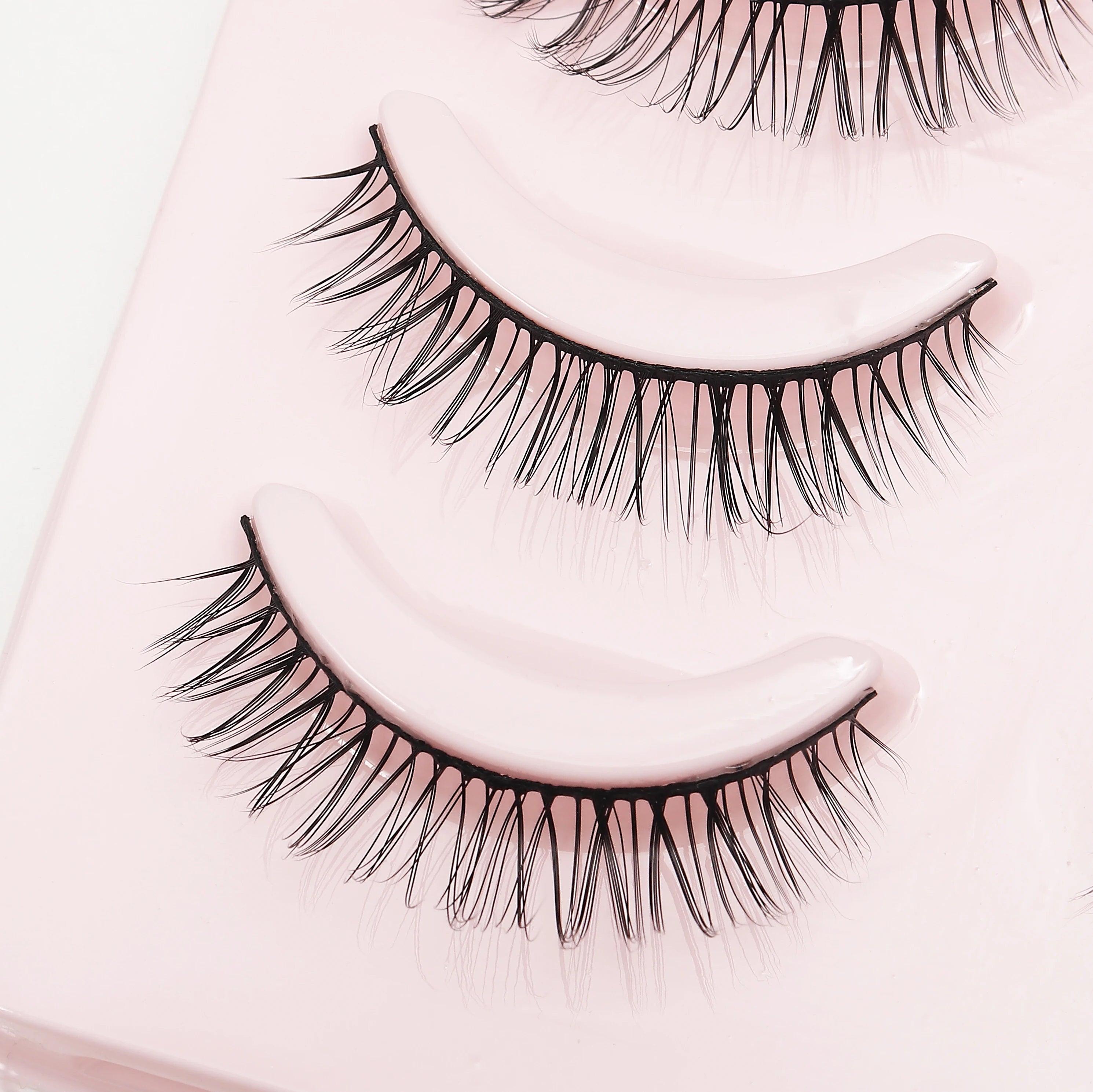 DINGSEN Anime Fake Eyelashes – 5 Pairs Natural Manga Lashes with Clear Band