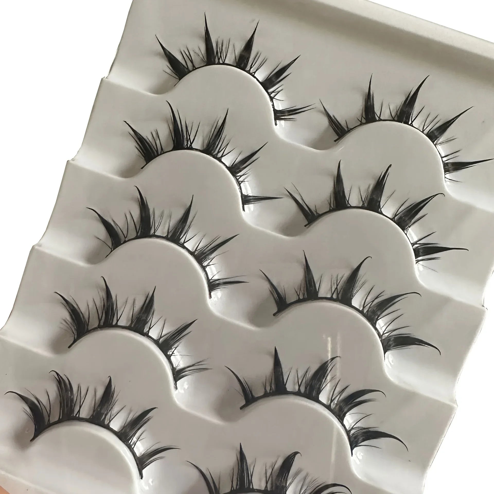 Anime-Inspired False Eyelashes – 5 Pairs Cartoon Eye Faux Lashes for Dramatic Demon Style Look