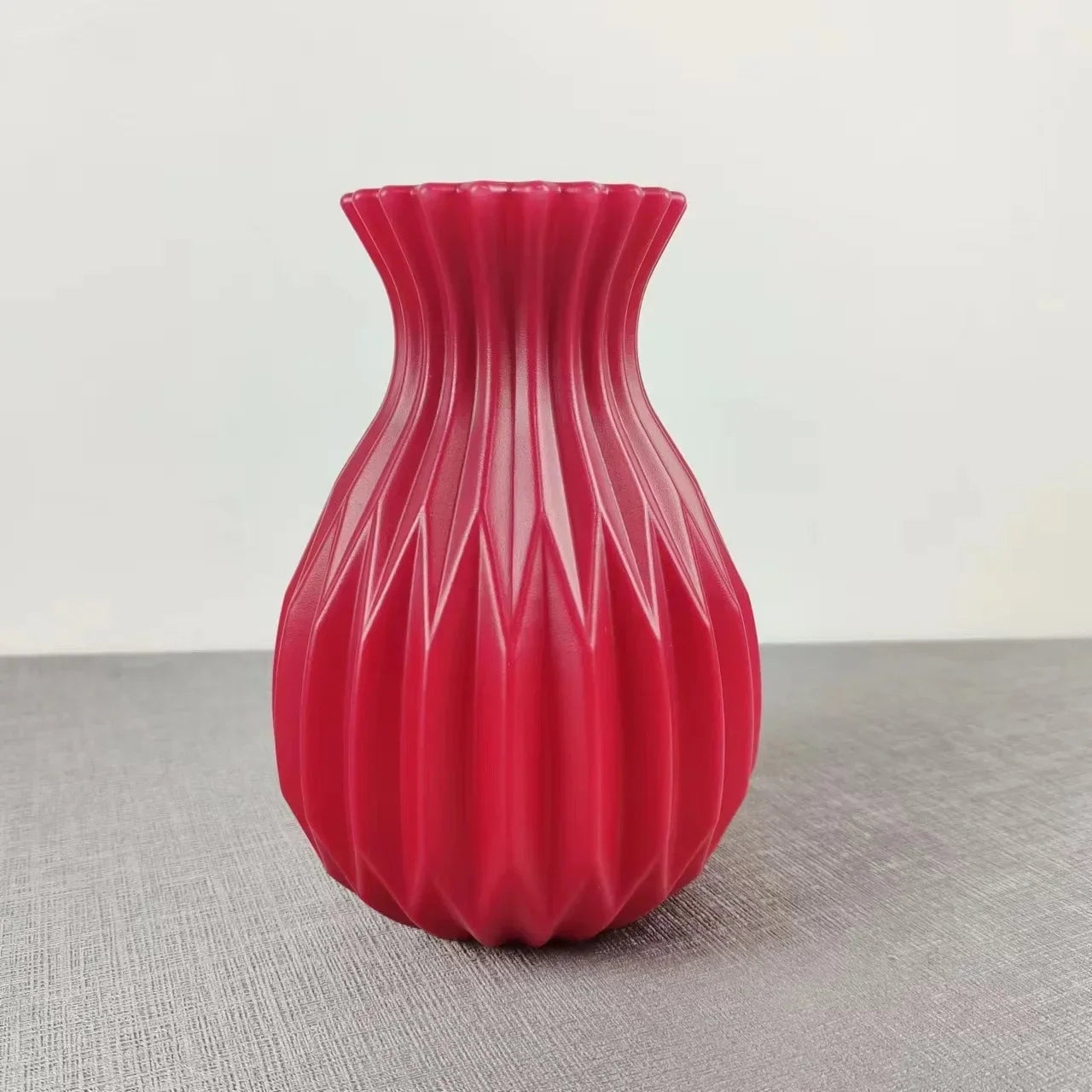 Nordic Flower Vase – Imitation Ceramic Plastic Vase for Home, Desktop & Event Décor