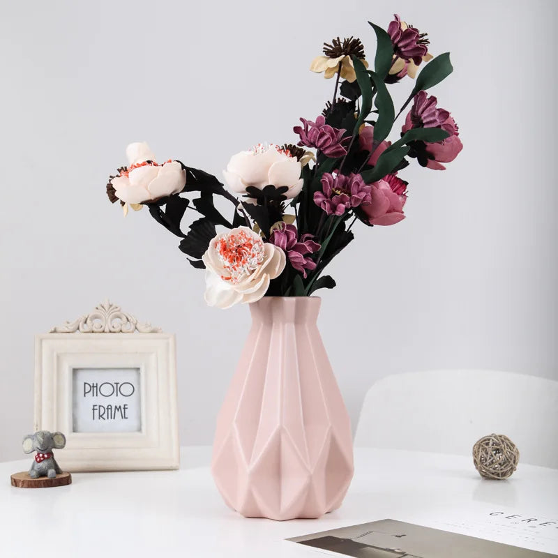 Nordic Flower Vase – Imitation Ceramic Plastic Vase for Home, Desktop & Event Décor
