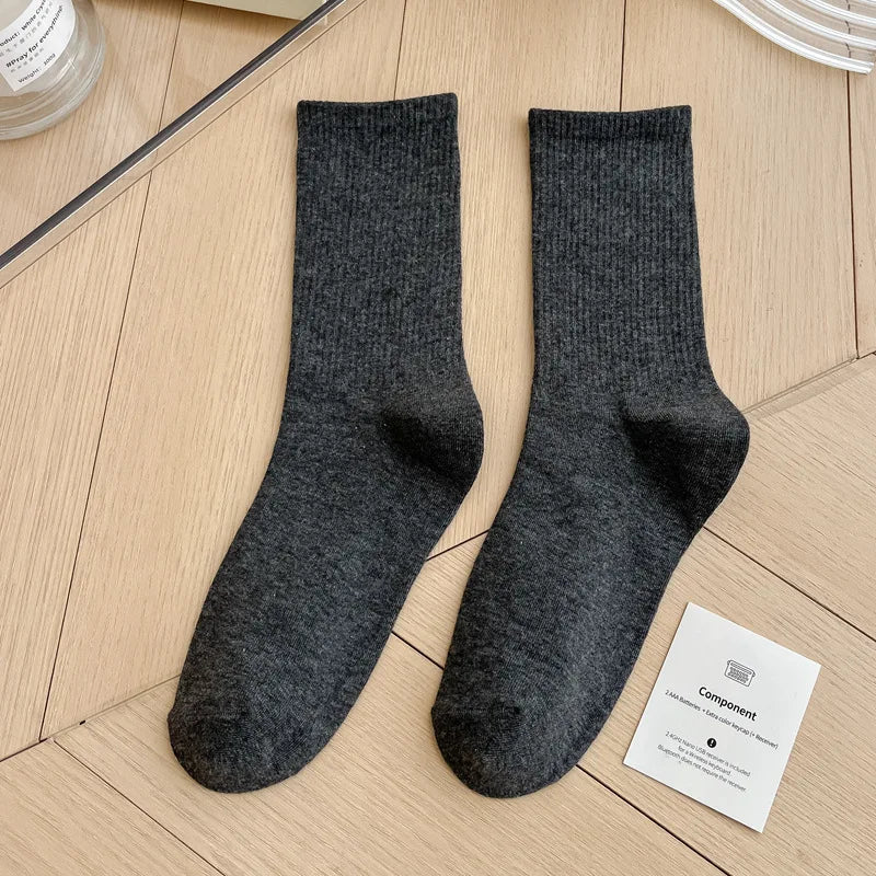 Japanese Fashion Sports Socks – Unisex Cotton Street Style Crew Socks for Autumn & Winter