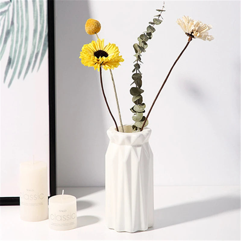 Nordic Flower Vase – Imitation Ceramic Plastic Vase for Home, Desktop & Event Décor