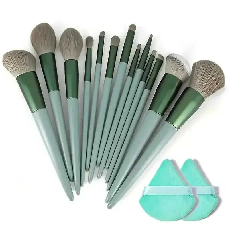 Professional Makeup Brush Set – Soft Fluffy Cosmetic Brushes for Foundation, Powder & Eyeshadow