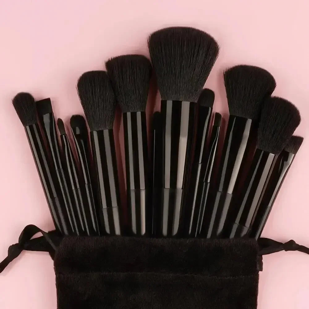 Professional Makeup Brush Set – Soft Fluffy Cosmetic Brushes for Foundation, Powder & Eyeshadow
