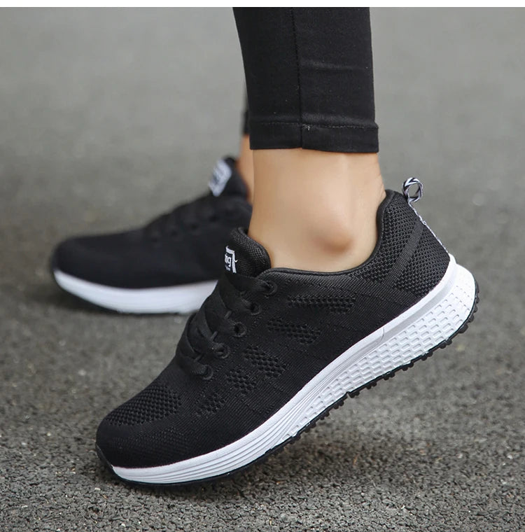 2025 Women’s Breathable Mesh Sneakers – Fashionable Lace-Up Trainers for Comfort & Style