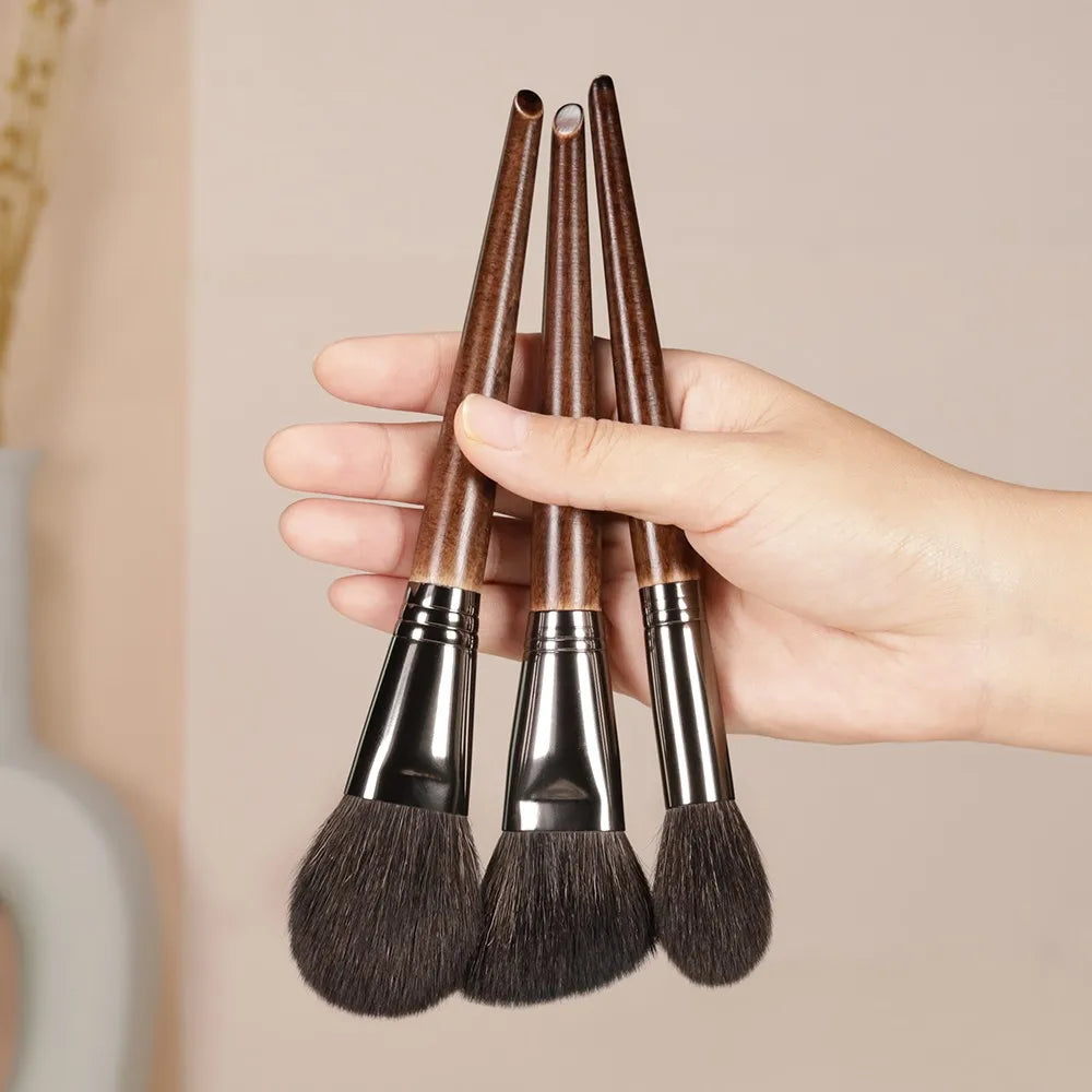 OVW 3Pcs Makeup Brush Set – Soft Goat Hair Blusher, Sculpting & Highlight Brushes