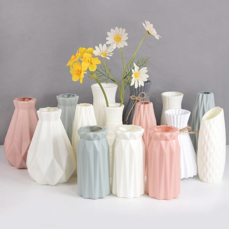 Nordic Flower Vase – Imitation Ceramic Plastic Vase for Home, Desktop & Event Décor